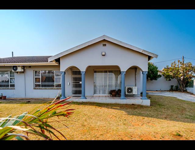3 BEDROOM HOUSE FOR SALE IN TINLEY MANOR